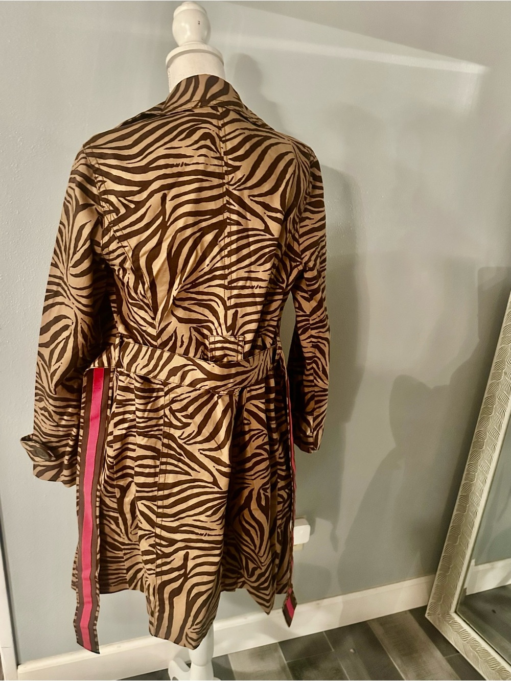 Women's Zebra Print Trench Coat with Pink Belt Accent - Picture 13 of 13